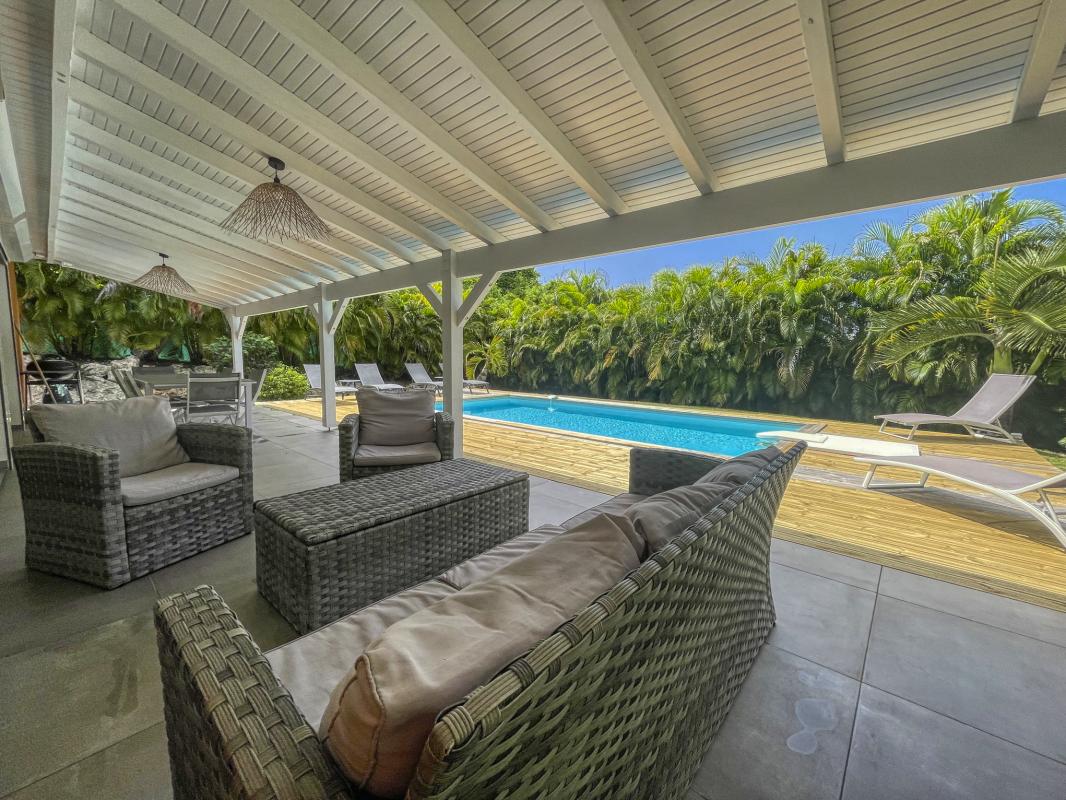 9-Location villa piscine Saint François Guadeloupe_terrasse